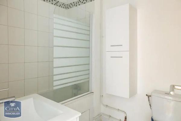 Appartement à louer 1 pièce 32.11m² Le Mans (72000)