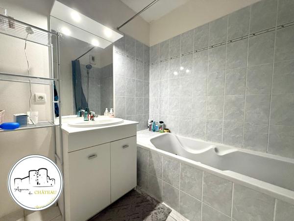 Angers (49100) T3 Proche Pl Bichon 62m2 - St lazare