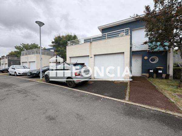Location Appartement 2 pièces 55 m² - 17B RUE DU VAL DE CHARENTE Lagord 17440