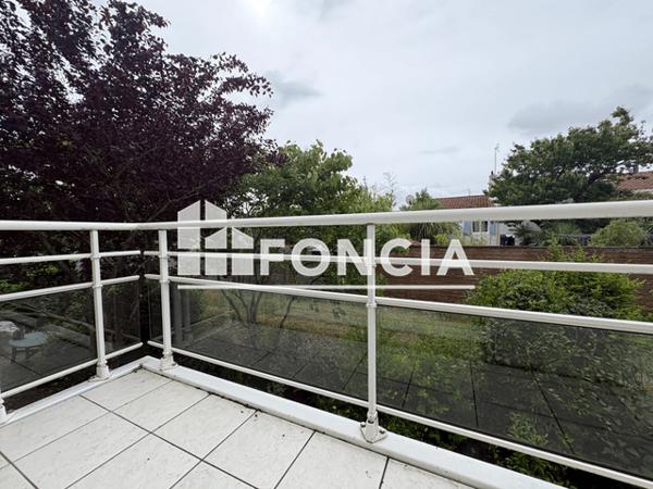 Location Appartement 2 pièces 55 m² - 17B RUE DU VAL DE CHARENTE Lagord 17440