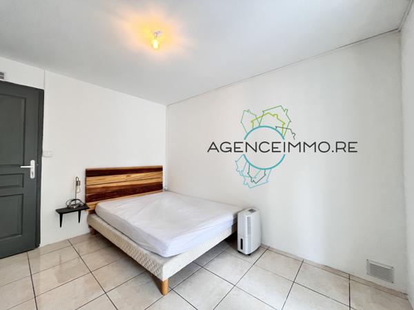 Chambre meublée en colocation à St Gilles les hauts