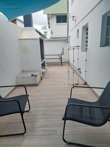 Chambre meublée en colocation à St Gilles les hauts