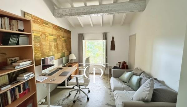 Appartement de charme 93 m² avec garage  AIX EN PROVENCE (13)