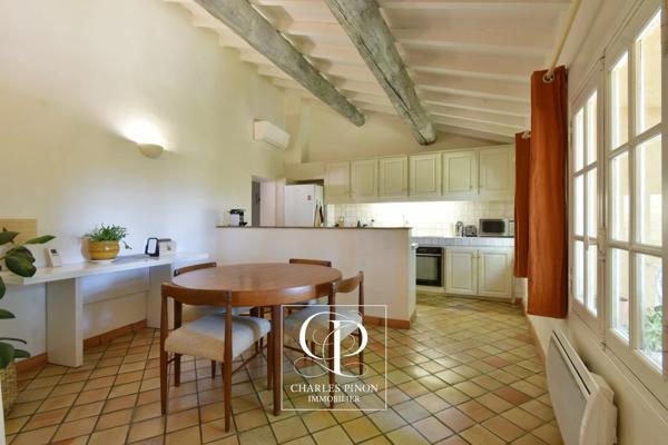 Appartement de charme 93 m² avec garage  AIX EN PROVENCE (13)