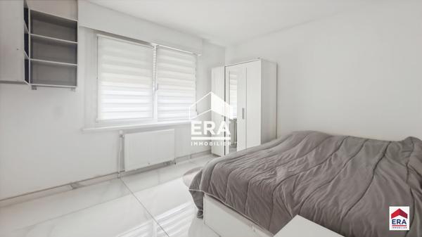 Maison rénovée - 182 m² - 5 chambres - Garage - Jardin - Entrepôts