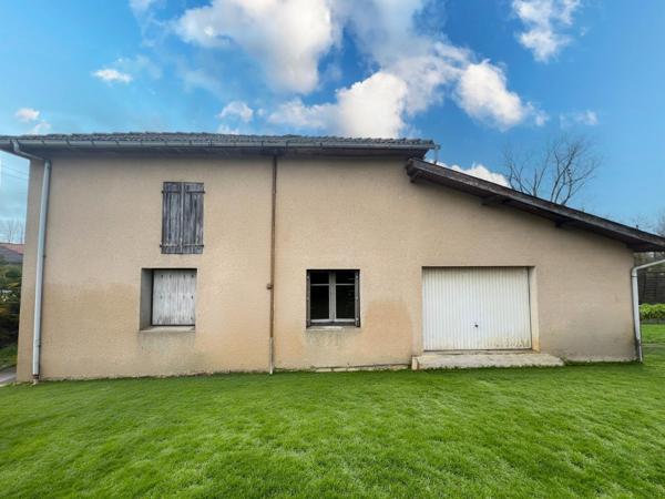 Maison avec dépendance, garage et terrain arboré
