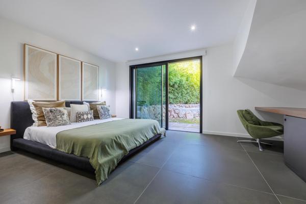 Maison à vendre  8 pièces - 320 m2 ZONZA - 201