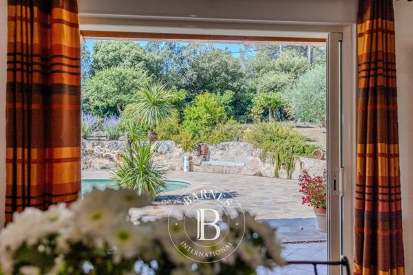 Lorgues, Villa 5 Chambres -  200 m² à vendre