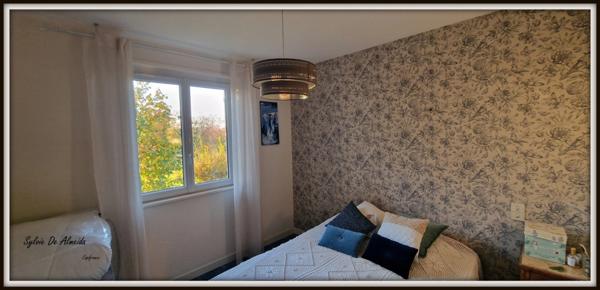 Propriété à vendre PONT DE VEYLE (01) 16,5 Hec,vue,maison 145 m²,ferme à rénover 170 m²,pigeonnier,hangar,équestre