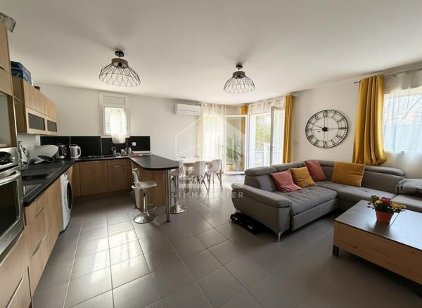 MARSEILLE 10ème - A vendre Appartement T3 avec ascenseur - Box et place de parking privative