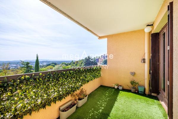 Appartement à SAINTE-FOY-LES-LYON, 69110 - 3 pièces 80m²