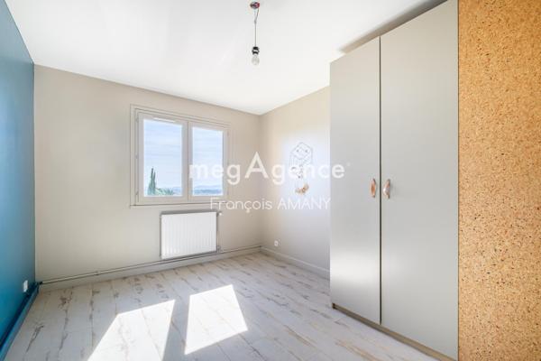 Appartement à SAINTE-FOY-LES-LYON, 69110 - 3 pièces 80m²