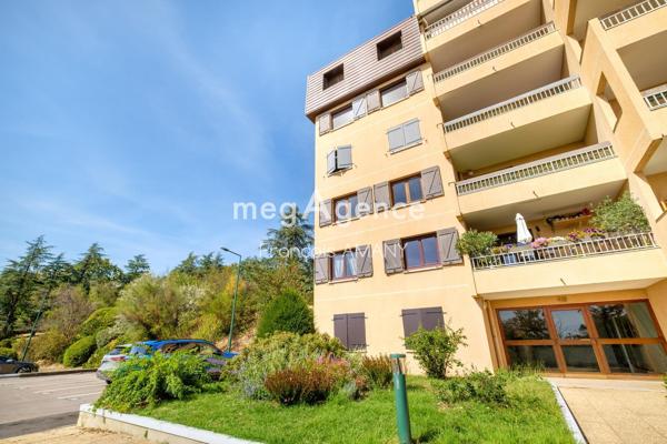 Appartement à SAINTE-FOY-LES-LYON, 69110 - 3 pièces 80m²