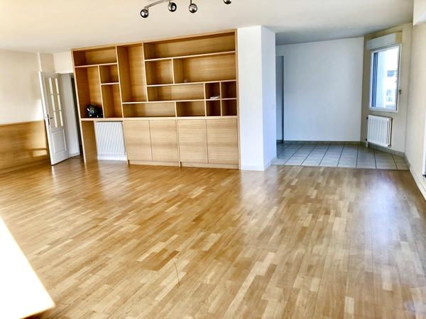 Rennes (35000) APPARTEMENT DE 166m2 AVEC ASCENSEUR - CENTRE VILLE RENNES