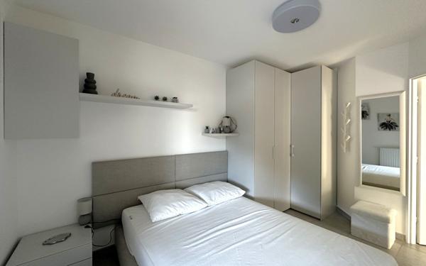 Appartement à louer    2 pièces •  Roquebrune-Cap-Martin