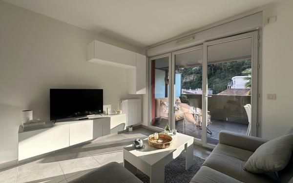 Appartement à louer    2 pièces •  Roquebrune-Cap-Martin