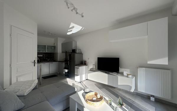 Appartement à louer    2 pièces •  Roquebrune-Cap-Martin