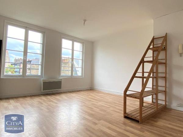 Appartement à louer 1 pièce 27.15m² Nantes (44000)