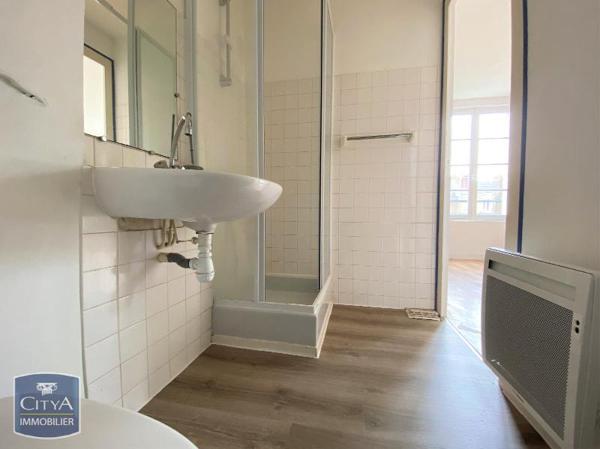 Appartement à louer 1 pièce 27.15m² Nantes (44000)