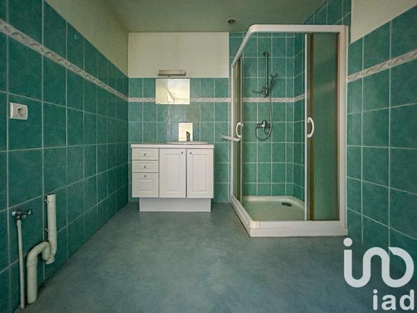 Maison à vendre 5 pièces 83 m² Saint-Martin-Sainte-Catherine