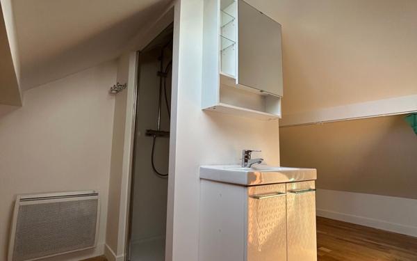 Maison à louer    4 pièces • 58,13 m2 Châtillon