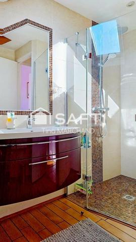 Havre de paix proche du centre-ville : Maison familiale de 148 m²