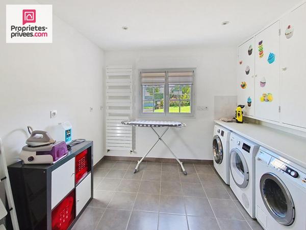 Maison Lanmeur 143 m2 et garage ind 50m²