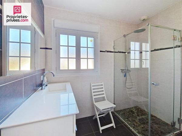 Maison Lanmeur 143 m2 et garage ind 50m²