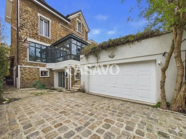 Vente Maison 7 pièces de 172m² - 94170 Le Perreux-sur-Marne