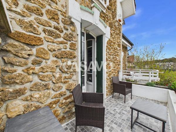 Vente Maison 7 pièces de 172m² - 94170 Le Perreux-sur-Marne