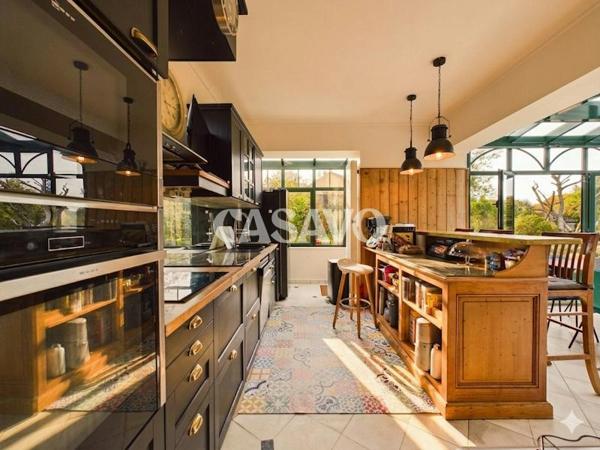 Vente Maison 7 pièces de 172m² - 94170 Le Perreux-sur-Marne