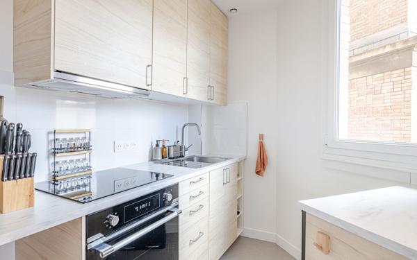 Appartement à vendre    2 pièces • 40,17 m2 Paris 16