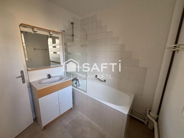 Cœur de ville et mer à pied - 2 pièces