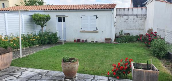 Maison Rochefort 4 pièce(s) 96 m2 proche écoles et commerces