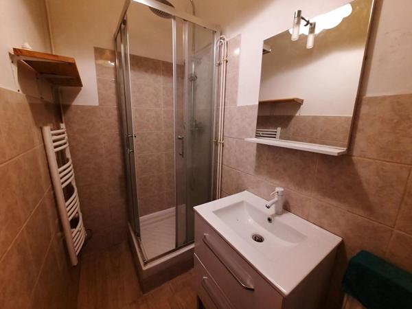 Maison Tulle 4 pièce(s) 135 m2 + appartement  T2 42 m²
