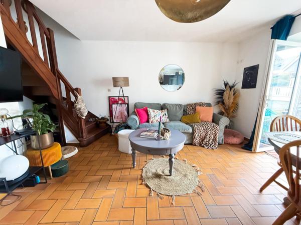 2 maisons d’habitation a Saint-Sauveur-Lendelin