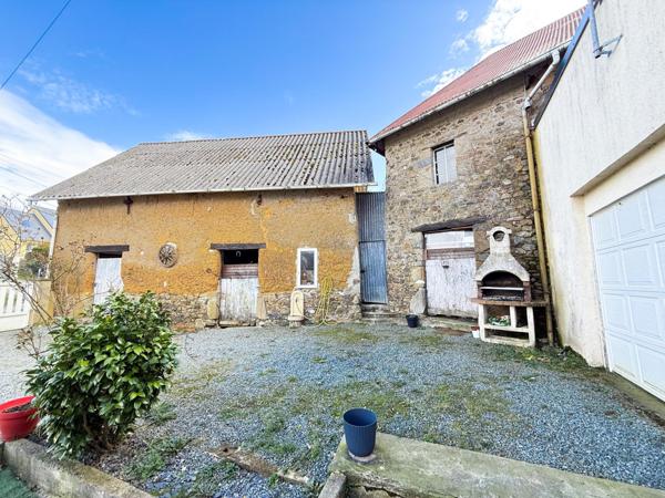2 maisons d’habitation a Saint-Sauveur-Lendelin