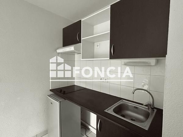 Location Appartement 2 pièces 37.09 m² - 70 RUE LAPEYRERE Orthez 64300