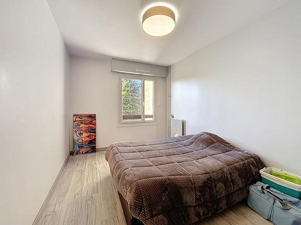 Appartement 3 pièces 2 chambres quartier Bernardière à Saint-Herblain, balcon, cave et place de parking.