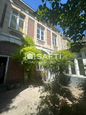 MAISON BOURGEOISE ET AUTHENTIQUE