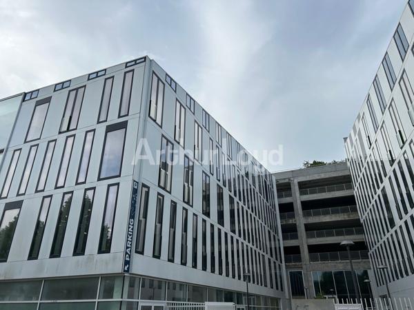 Bureaux à louer Villeneuve-d'Ascq - Surfaces divisibles dès 500 m² au coeur d'un éco-quartier dynamique avec parkings
