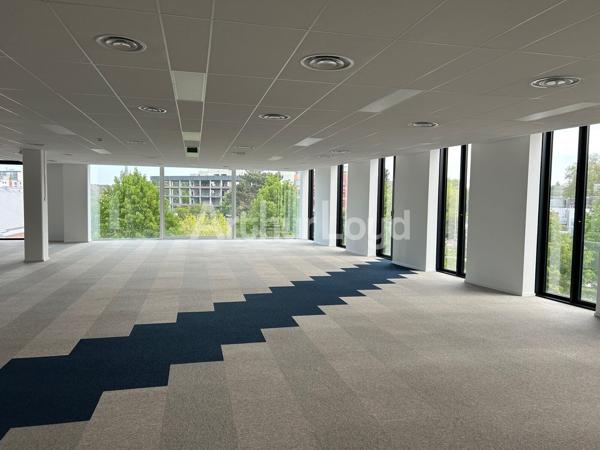 Bureaux à louer Villeneuve-d'Ascq - Surfaces divisibles dès 500 m² au coeur d'un éco-quartier dynamique avec parkings