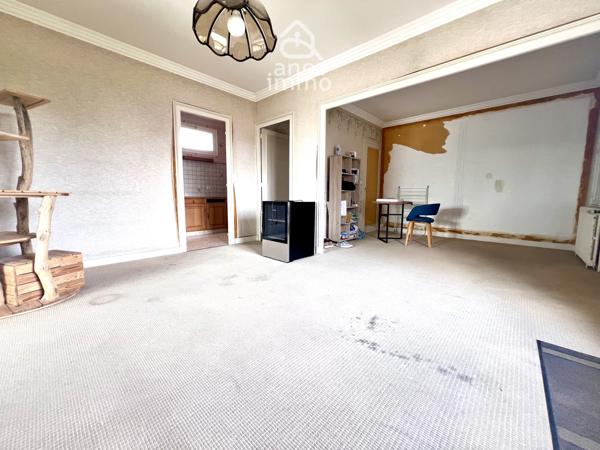 Propriete
                                                                                                                                                                                                                                                                                                                        6 pièce(s)                                                                                                                                                                                                          3 chambre(s)                                                                                                                                                                                                          177  m²