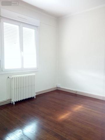 Maison de ville à louer à Villaines-la-Juhel en Mayenne (53700), ref : 1255 Maison de ville à louer à Villaines-la-Juhel en Mayenne (53700), ref : 1255