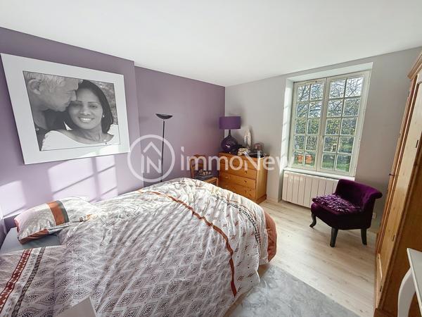 Maison en pierres avec dépendances sur un terrain de 1751 m²