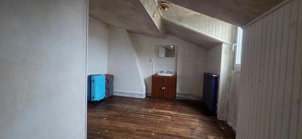 Maison à vendre 6 pièces LE LUDE (72)