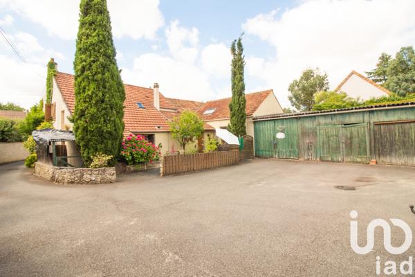 Maison à vendre 7 pièces 189 m² Neauphle-le-Château