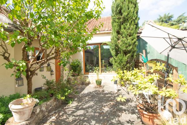 Maison à vendre 7 pièces 189 m² Neauphle-le-Château