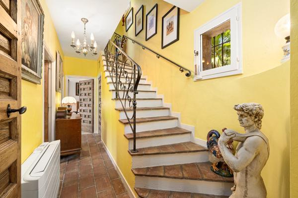 Villa de charme avec patio et piscine au cœur de La Colle-sur-Loup