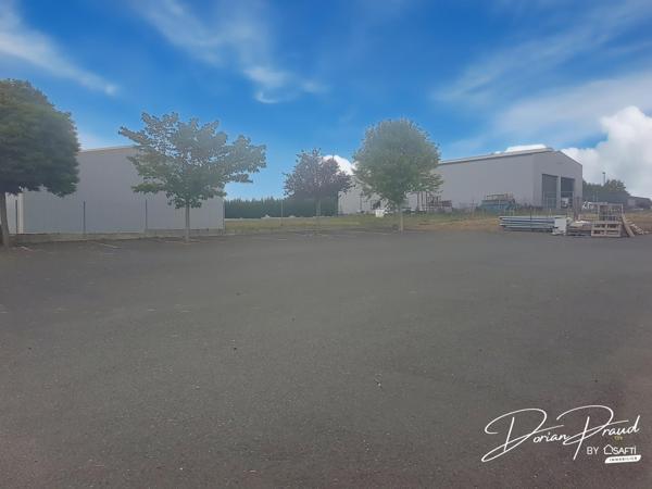 Bâtiment de 440 m² avec bureaux